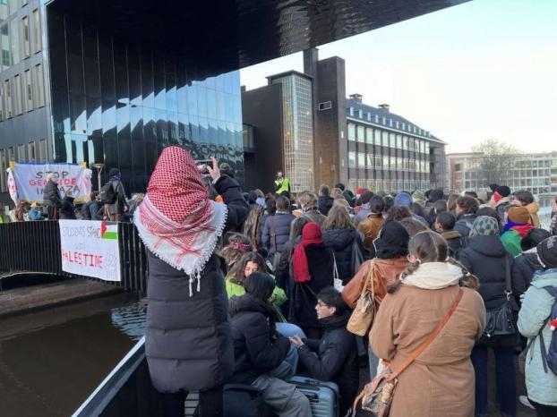 Un “camp de solidarité avec G-a-z-a” à l’Université d’Amsterdam