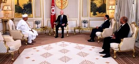 Tunisie – Kaïs Saïed reçoit les lettres de créance de nouveau ambassadeur non résidants en...