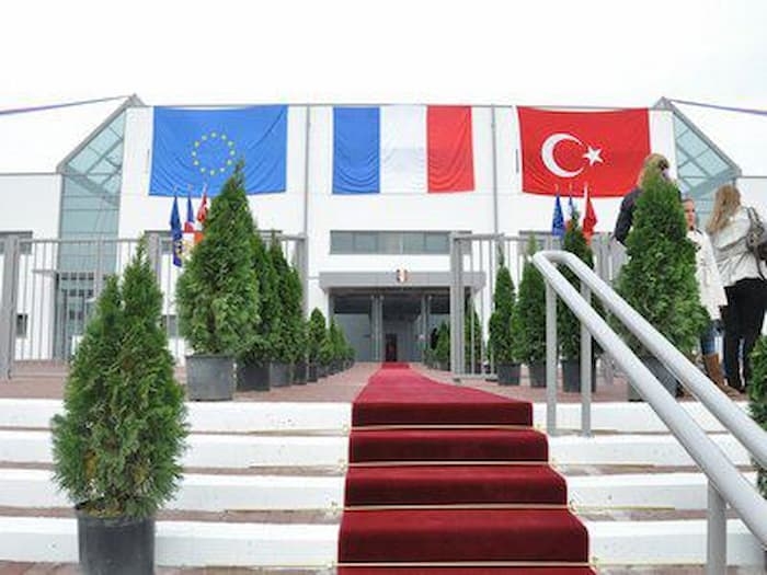 La Turquie interdit aux élèves toute nouvelle inscription dans les écoles françaises