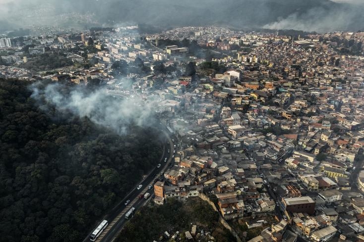 Brésil : 49 266 incendies en 12 jours, São Paulo et Rio menacés par les...