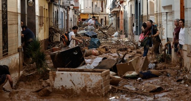 Espagne : 158 décès suite aux inondations et ce n’est pas fini