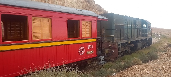 Gafsa: Le train touristique “Le Lézard rouge” remis sur rails (photos)