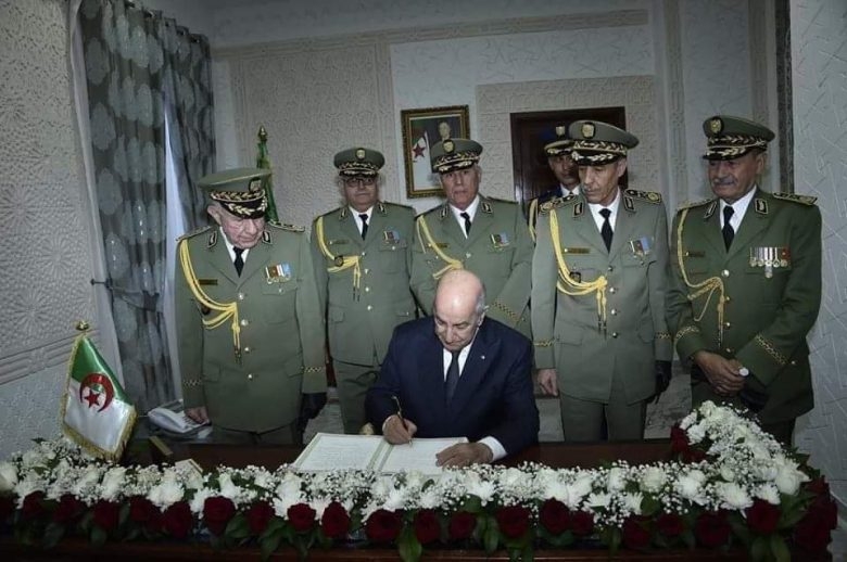 L’Algérie se prépare à tous les scénarii : “d’un état de paix à un état...