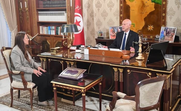 Kaïs Saïed appelle à une rupture des anciennes politiques lors de sa rencontre avec la...