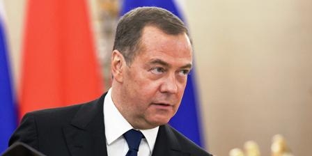 Medvedev : Le pouvoir de Kiev pourrait ne plus exister le 10 mai