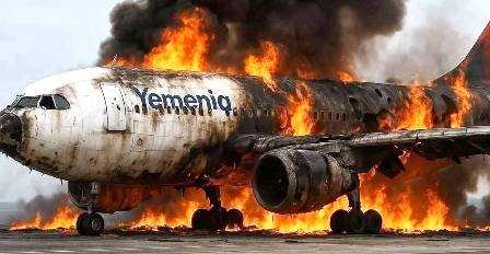 Yémen : L’entité occupante bombarde massivement la Capitale Sanaa ciblant l’aéroport et des centrales électriques
