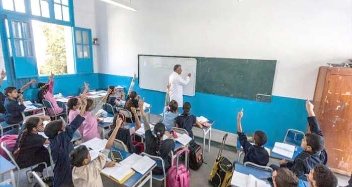 Tunisie : 350 directeurs d’école limogés et saisie du salaire de 17 mille instituteurs