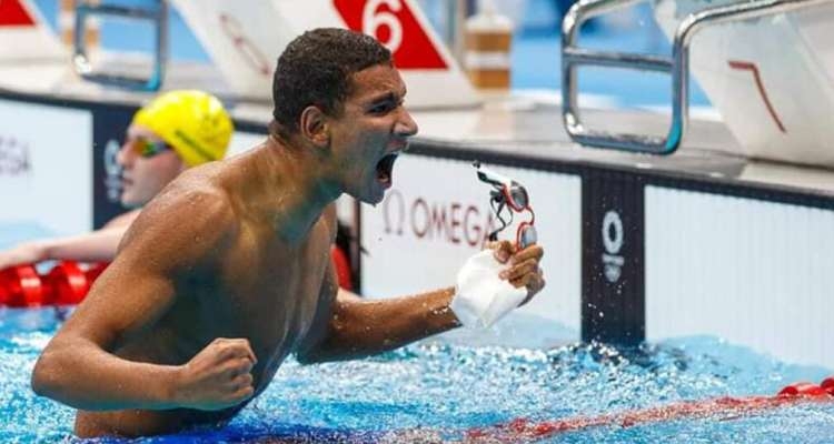 Natation : Ayoub Hafnaoui champion du monde du 800m