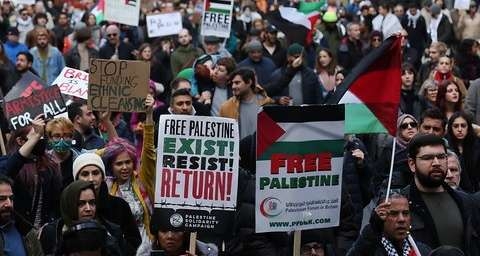 Plus de 300 mille personnes ont défilé à Londres pour un cessez-le-feu à Gaza