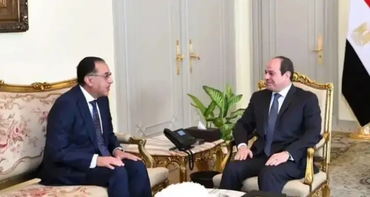 Démission du gouvernement en Egypte