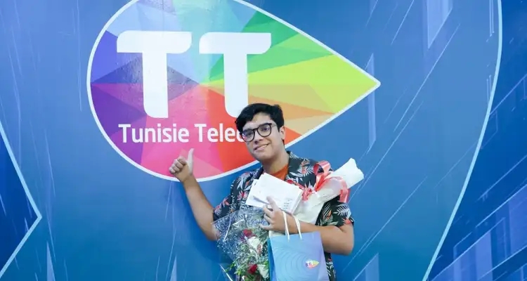 Tunisie Telecom honore Ramez Massek, lauréat du bac 2024 et fils de l’une de ses employées