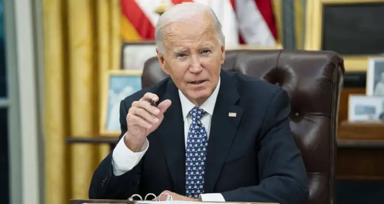 Biden s’oppose à toute frappe israélienne sur les installations nucléaires iraniens