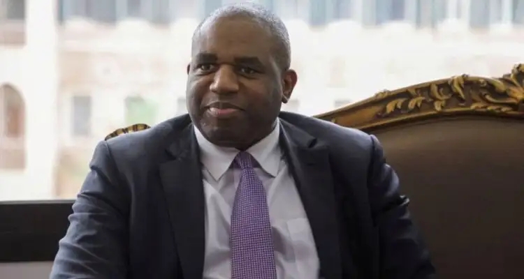 En Tunisie, David Lammy annonce 5 millions de livres pour endiguer les flux migratoires