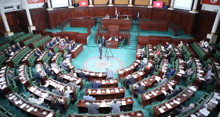 Tunisie : L’ARP en passe d’adopter une réforme radicale sur les contrats de travail et la sous-traitance