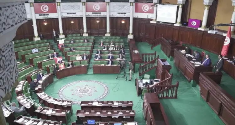 Tunisie : Sous-traitance, CDD, une réforme historique en débat à l’ARP