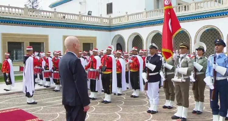 L'Armée tunisienne a 68 ans : Kais Saied promet des moyens