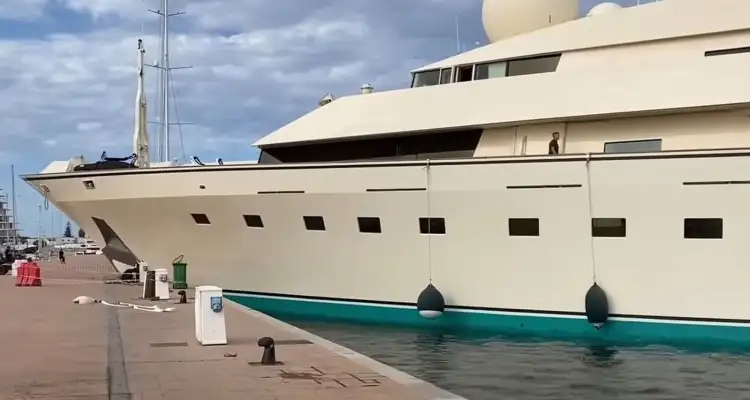 De Trump à Bizerte : L'incroyable odyssée du superyacht Kingdom 5KR