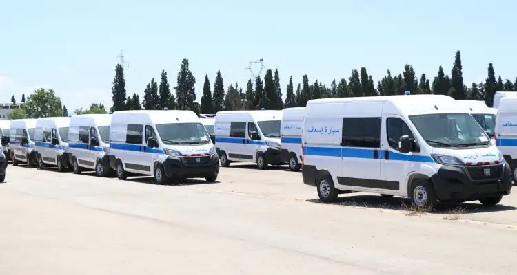 Tunisie : 41 bus médicaux et 47 ambulances bientôt livrés aux hôpitaux publics