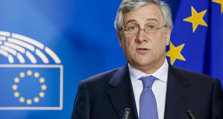 Antonio Tajani déplore la forte hausse de l'immigration clandestine en provenance de la Tunisie