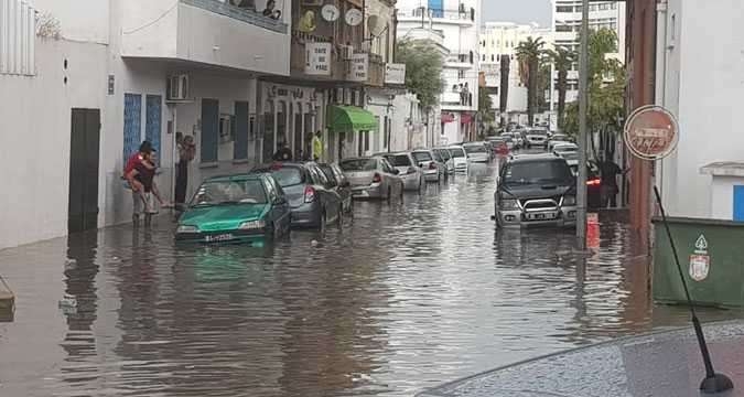 سيول الفيضانات تجرف طفلا وشابا ... وانقاذ تونسي في الجزائر