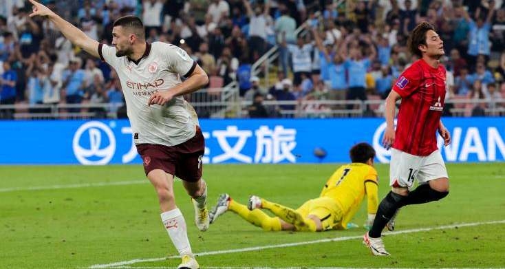 Mondial des clubs: Manchester City domine Urawa et passe en finale