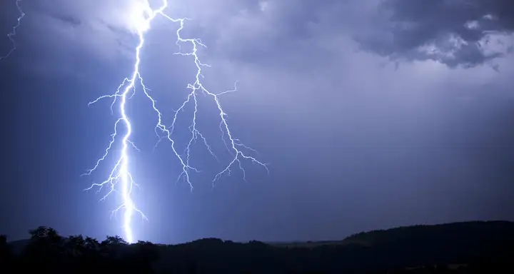 Tunisie : Averses et orages prévus cette nuit sur l'ensemble du pays