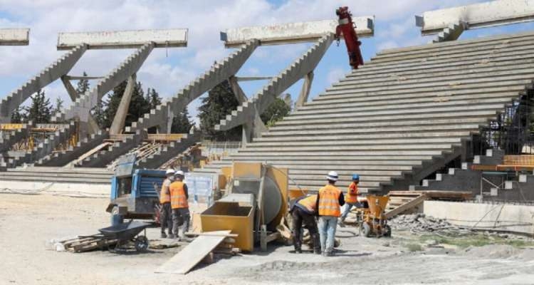 نحو فسخ عقد الشركة المكلفة بتهيئة ملعب المنزه واسناد الصفقة لشركة صينية