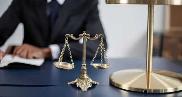 تونس: 3 سنوات سجن في حق قاضٍ معزول