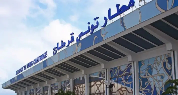 سعيّد: لا مجال لنقل مطار تونس قرطاج