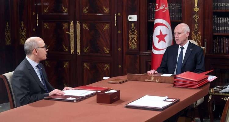 Pour Le Monde, la Tunisie criminalise les contacts avec les diplomates