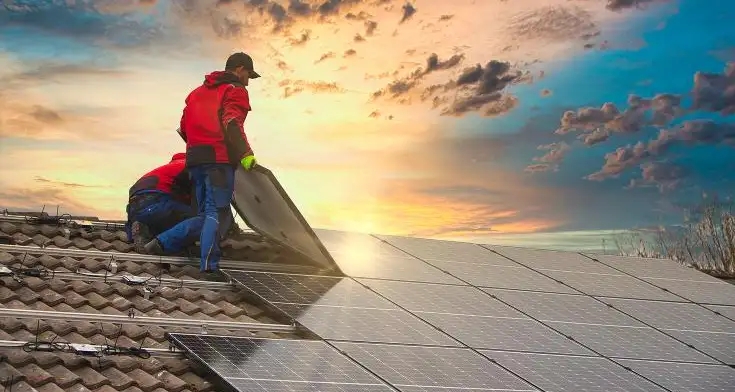 Tunisie : Des panneaux solaires gratuits au profit des familles démunies