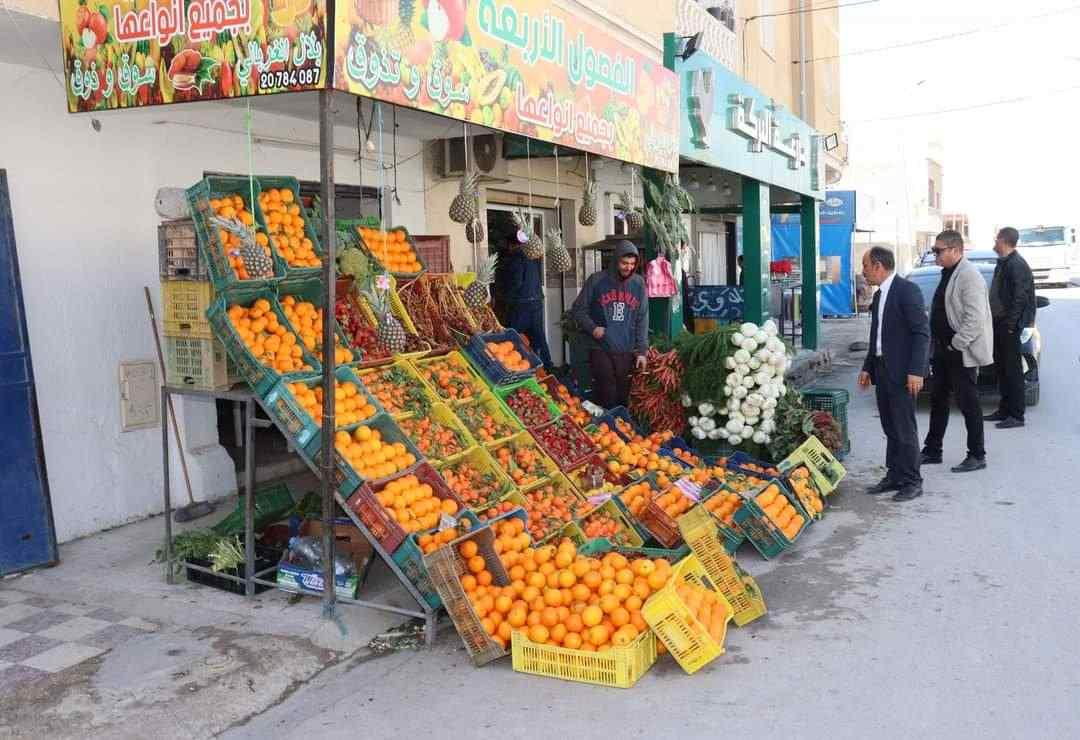 زيارة تفقدية للتصدي للانتصاب الفوضوي واستغلال الطريق العام بمدينة القيروان