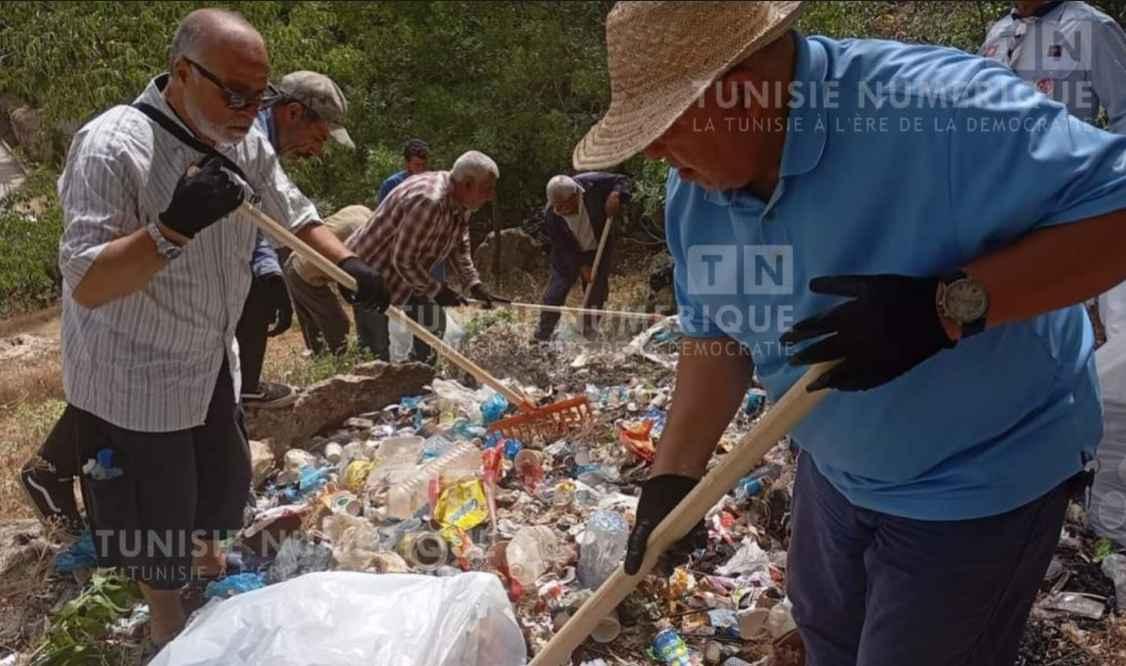 باجة : تظاهرة منتزه دجبة بدون بلاستيك (صور)