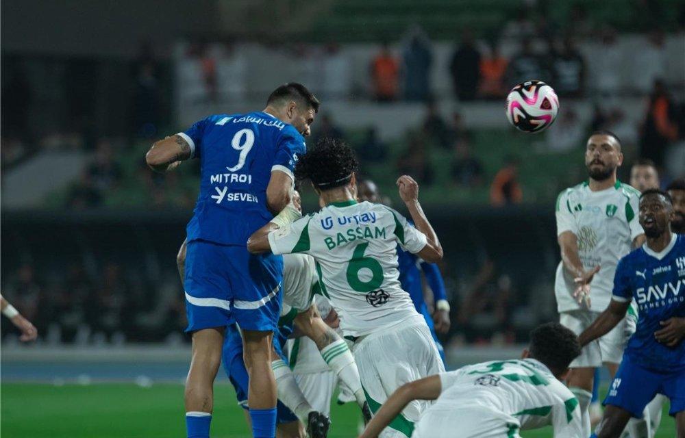 في مباراة مثيرة.. الهلال السعودي يحسم مباراة القمة أمام الأهلي