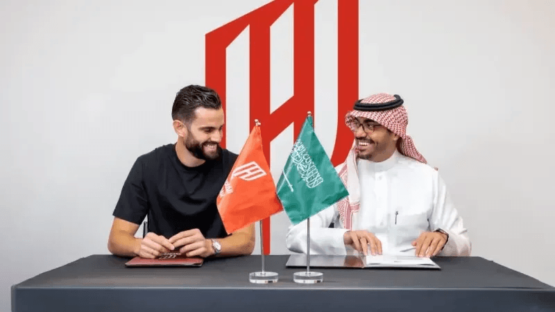 Nacho signe à Al-Qadsiah FC