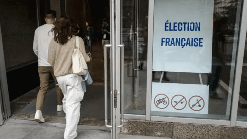 Législatives: La France face à un choix historique