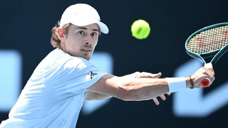 Wimbledon: De Minaur en quart de finale