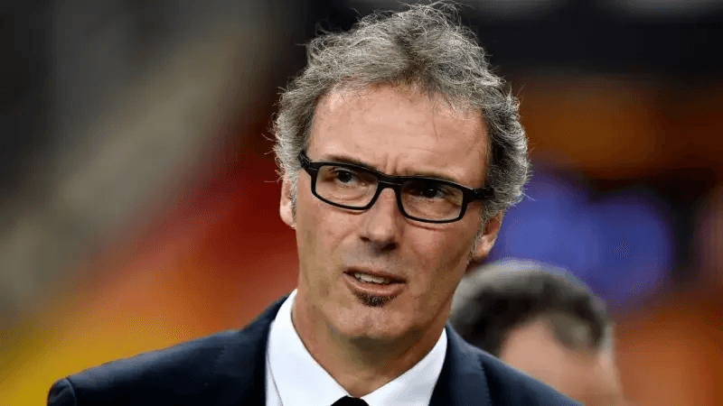 Foot: Laurent Blanc retrouve Karim Benzema à Al-Ittihad