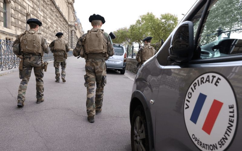 France: Un militaire de l'opération Sentinelle blessé au couteau