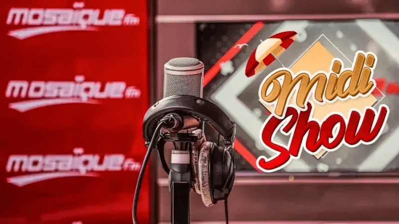 La situation économique et la géante panne informatique dans Midi Show