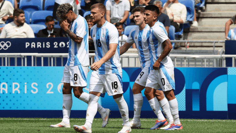 Football - JO: L'Argentine bat l'Irak et se relance