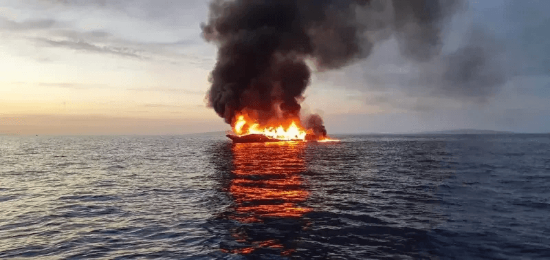 Monastir : Un bateau de pêche en feu...les 14 occupants secourus