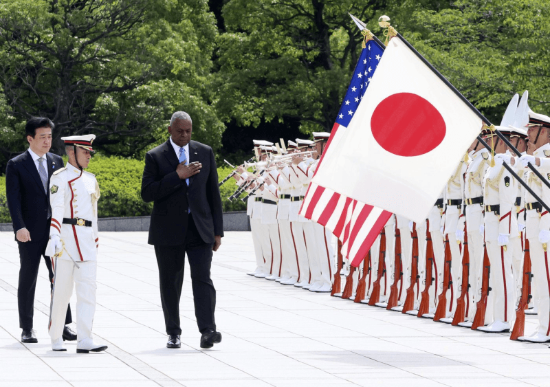 Japon: Washington accroît sa présence militaire face à la Chine