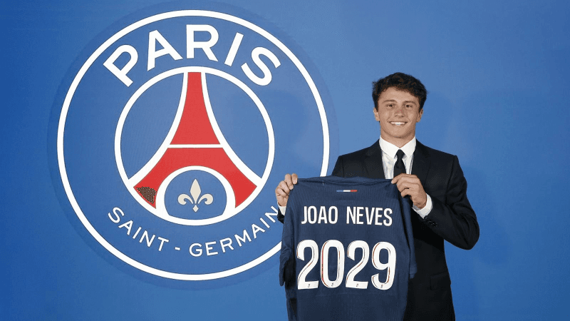 Le Portugais João Neves au PSG