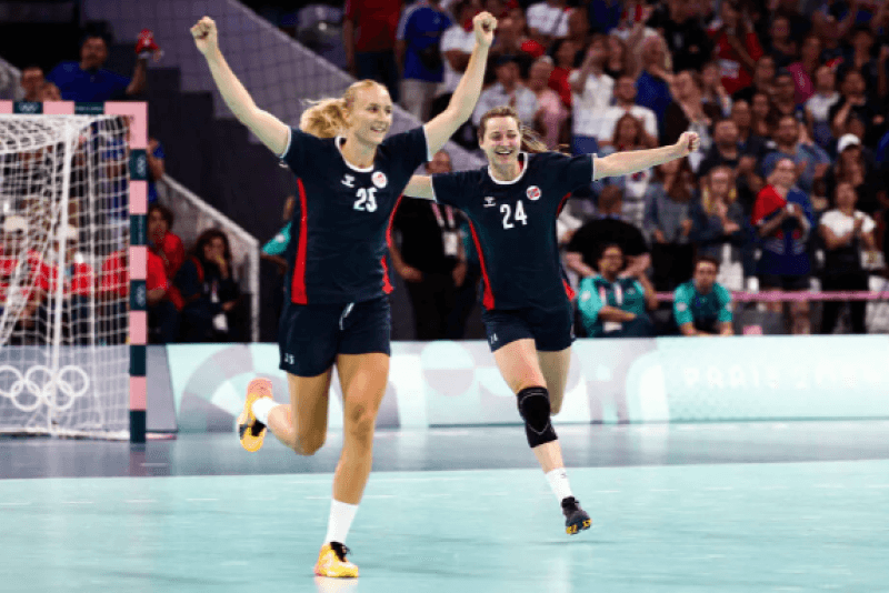 JO- Handball féminin: La Norvège élimine le Danemark et file en finale