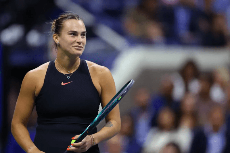 US Open: Aryna Sabalenka domine Zheng et va en demi-finale