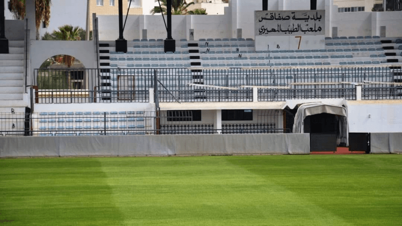 انطلاق أشغال صيانة ملعب الطيب المهيري بصفاقس استعداداً لتأهيله قاريا