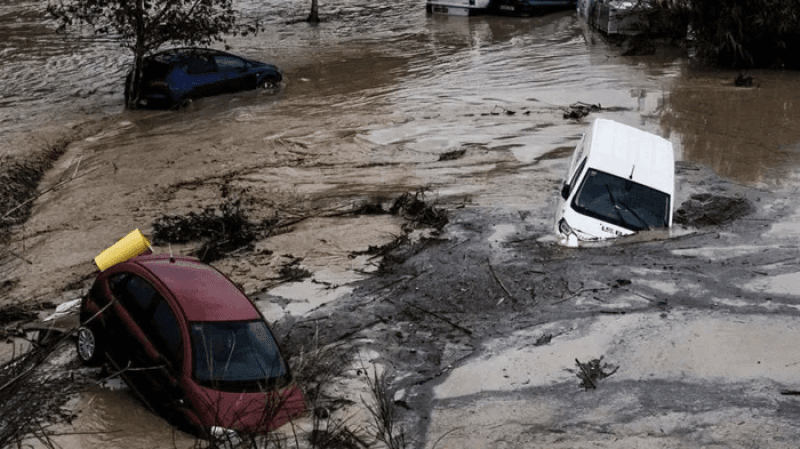 ارتفاع حصيلة ضحايا السيول في إسبانيا إلى 140 قتيلا