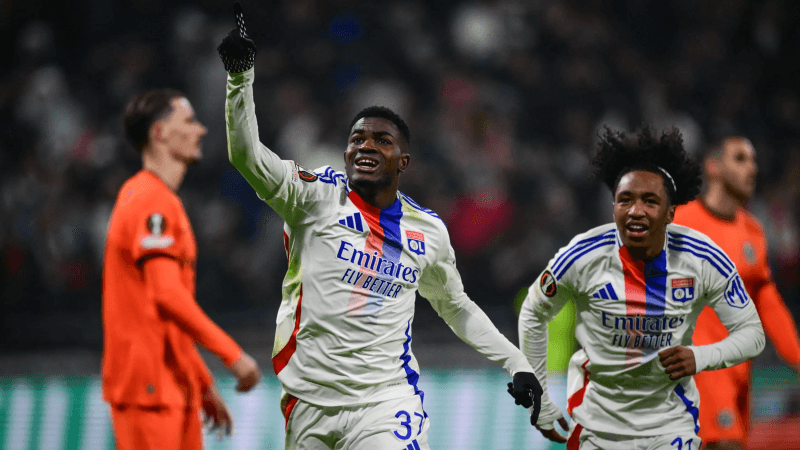 Ligue Europa: Lyon bat l'Eintracht Francfort