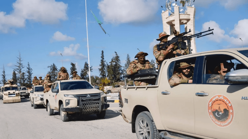 الحكومة الليبية تطلق حملة ضد مهربي الوقود والبشر غرب البلاد